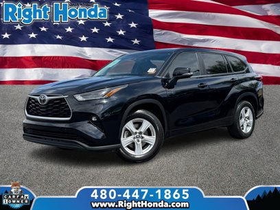 Used 2023 Toyota Highlander LE
