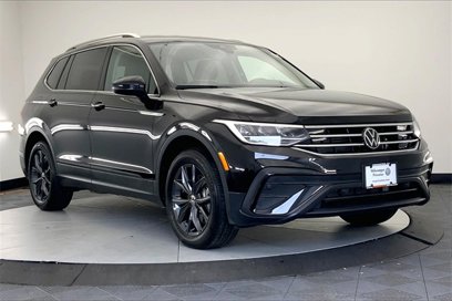 Certified 2024 Volkswagen Tiguan SE