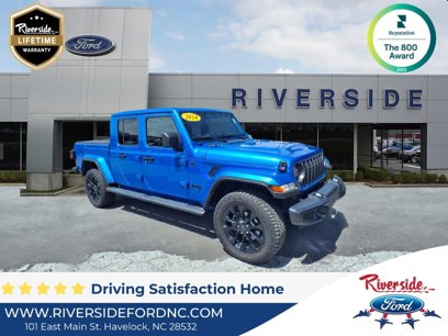 Used 2024 Jeep Gladiator Sport