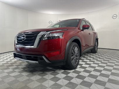 New 2025 Nissan Pathfinder SL w/ SL Premium Package