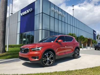 Used 2022 Volvo XC40 T5 Inscription w/ Protection Package Premier