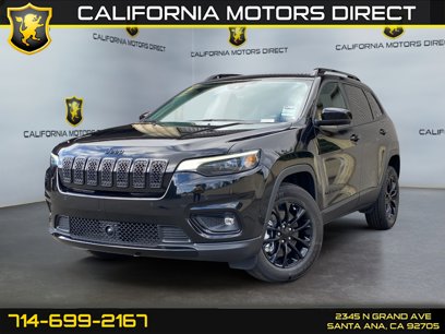 Used 2023 Jeep Cherokee Altitude Lux