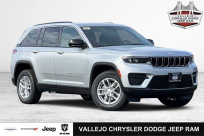 New 2025 Jeep Grand Cherokee Laredo X w/ Luxury Tech Group I