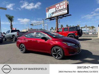 New 2025 Nissan Versa SR w/ Trunk Package