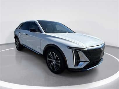 New 2025 Cadillac Lyriq Luxury