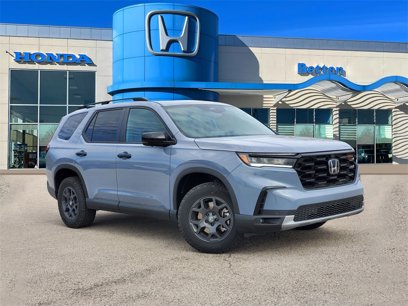 New 2025 Honda Pilot TrailSport