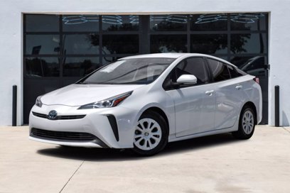 Used 2021 Toyota Prius L Eco