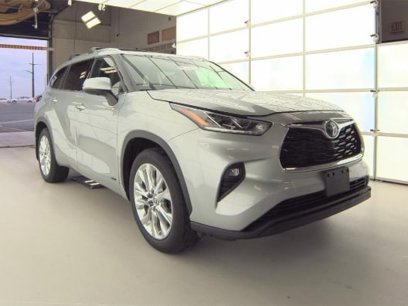 Used 2023 Toyota Highlander Limited