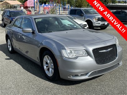 Used 2015 Chrysler 300 Limited w/ Driver Convenience Group