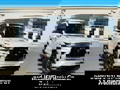New 2025 INFINITI QX60 Luxe