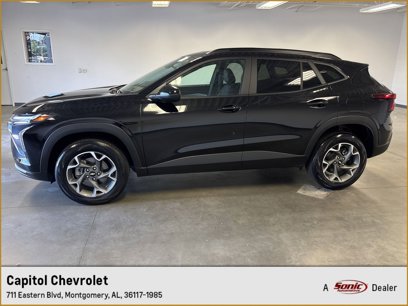 Used 2024 Chevrolet Trax LT w/ LT Convenience Package