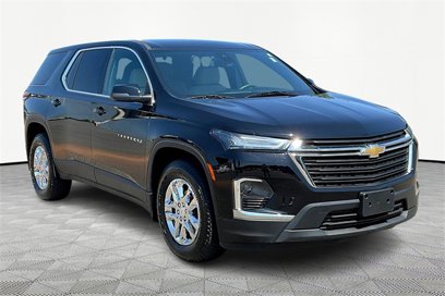 Used 2022 Chevrolet Traverse LS