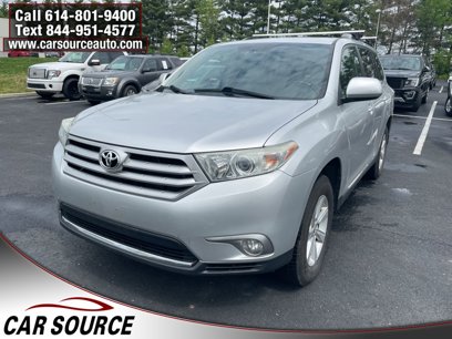 Used 2011 Toyota Highlander SE w/ Tow Pkg