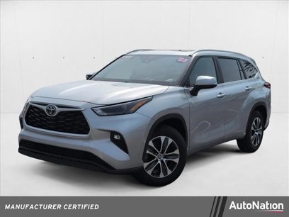 Used 2023 Toyota Highlander XLE