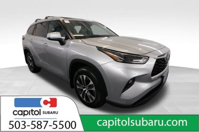 Used 2023 Toyota Highlander XLE