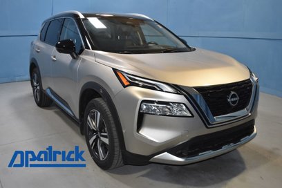 Certified 2022 Nissan Rogue Platinum w/ Head-Up Display Package