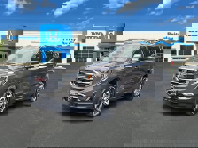 Used 2019 GMC Terrain SLT w/ Preferred Package