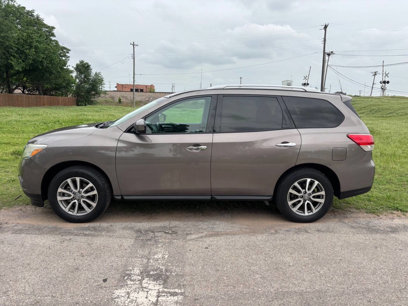 Used 2014 Nissan Pathfinder SV