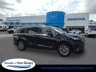 Used 2023 Toyota Sienna LE