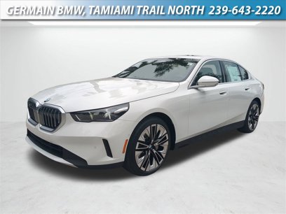 New 2026 BMW 530i xDrive w/ Premium Package