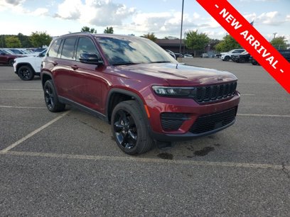 Used 2024 Jeep Grand Cherokee Altitude