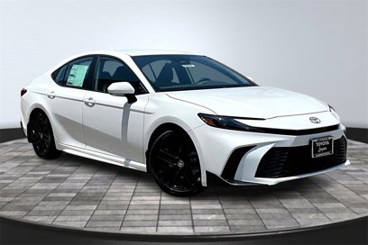 New 2025 Toyota Camry SE