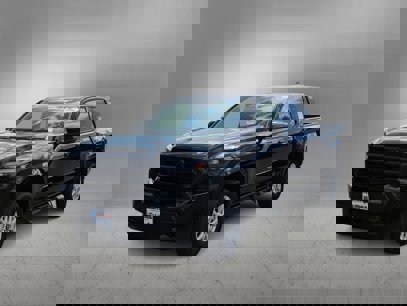 New 2025 Toyota Tacoma SR5