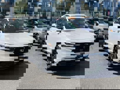 New 2025 Honda Accord SE