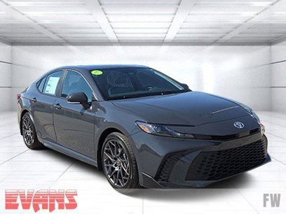 New 2025 Toyota Camry SE w/ Multimedia Upgrade Package