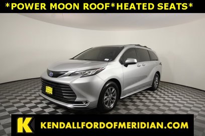 Used 2022 Toyota Sienna XLE