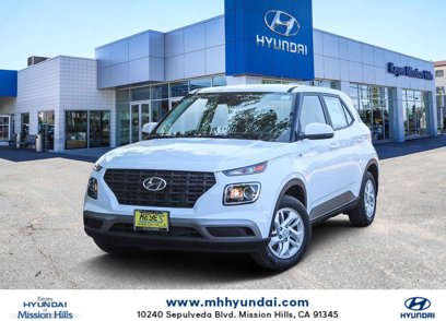 New 2025 Hyundai Venue SE
