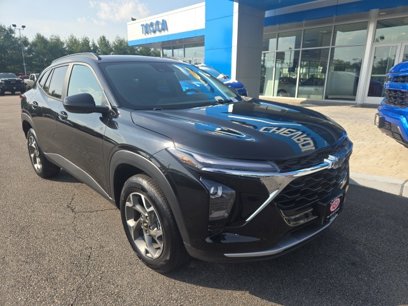 New 2025 Chevrolet Trax LT w/ Driver Confidence Package