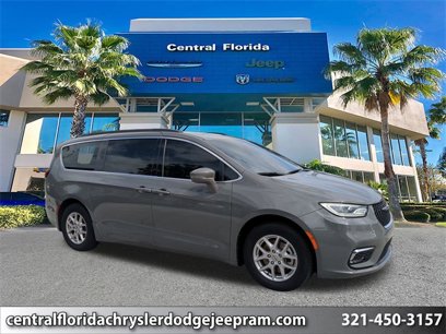 Used 2022 Chrysler Pacifica Touring-L