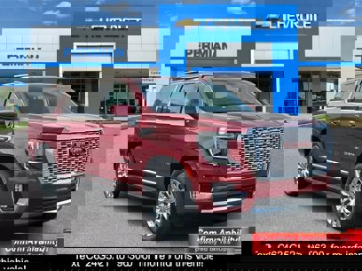 New 2024 GMC Yukon XL Denali w/ Advanced Technology Package