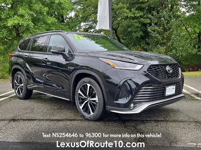 Used 2022 Toyota Highlander XSE w/ Protection Package #3 (TMS)