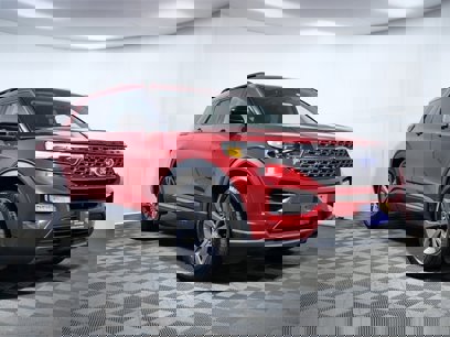 Certified 2023 Ford Explorer XLT w/ Equipment Group 202A