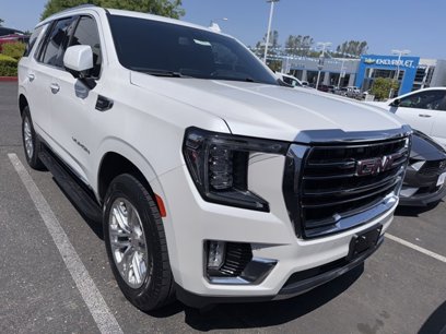 Used 2021 GMC Yukon SLT w/ SLT Premium Package
