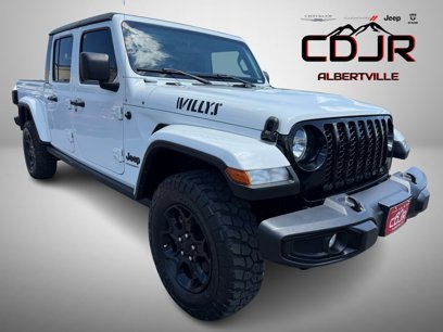 Used 2023 Jeep Gladiator Willys