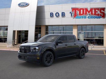 New 2024 Ford Maverick Lariat w/ Black Appearance Package