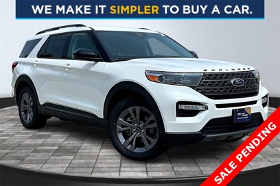Certified 2022 Ford Explorer XLT w/ Equipment Group 202A