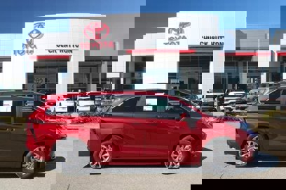 Used 2025 Toyota Sienna LE