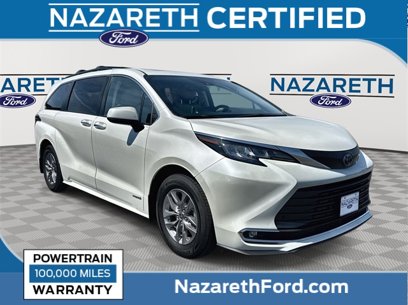 Used 2021 Toyota Sienna XLE