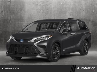 New 2025 Toyota Sienna XSE