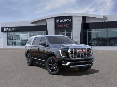 New 2025 GMC Yukon Denali w/ Sun & Power Step Package