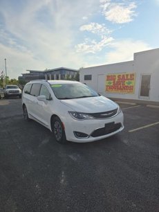 Used 2020 Chrysler Pacifica Touring-L Plus w/ Advanced Safetytec Group