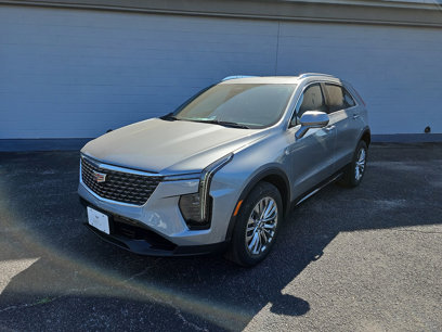 New 2025 Cadillac XT4 Premium Luxury w/ Cold Weather Package