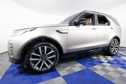 Used 2023 Land Rover Discovery S R-Dynamic