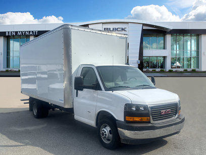 New 2024 GMC Savana 3500 Extended w/ Power Convenience Package