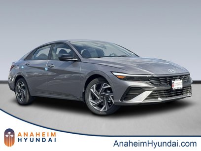 New 2025 Hyundai Elantra SEL