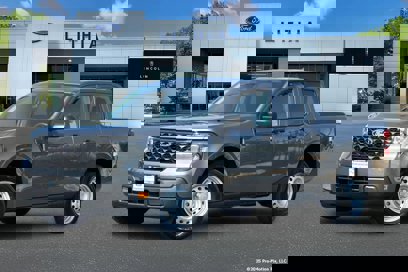 New 2025 Ford Maverick XL